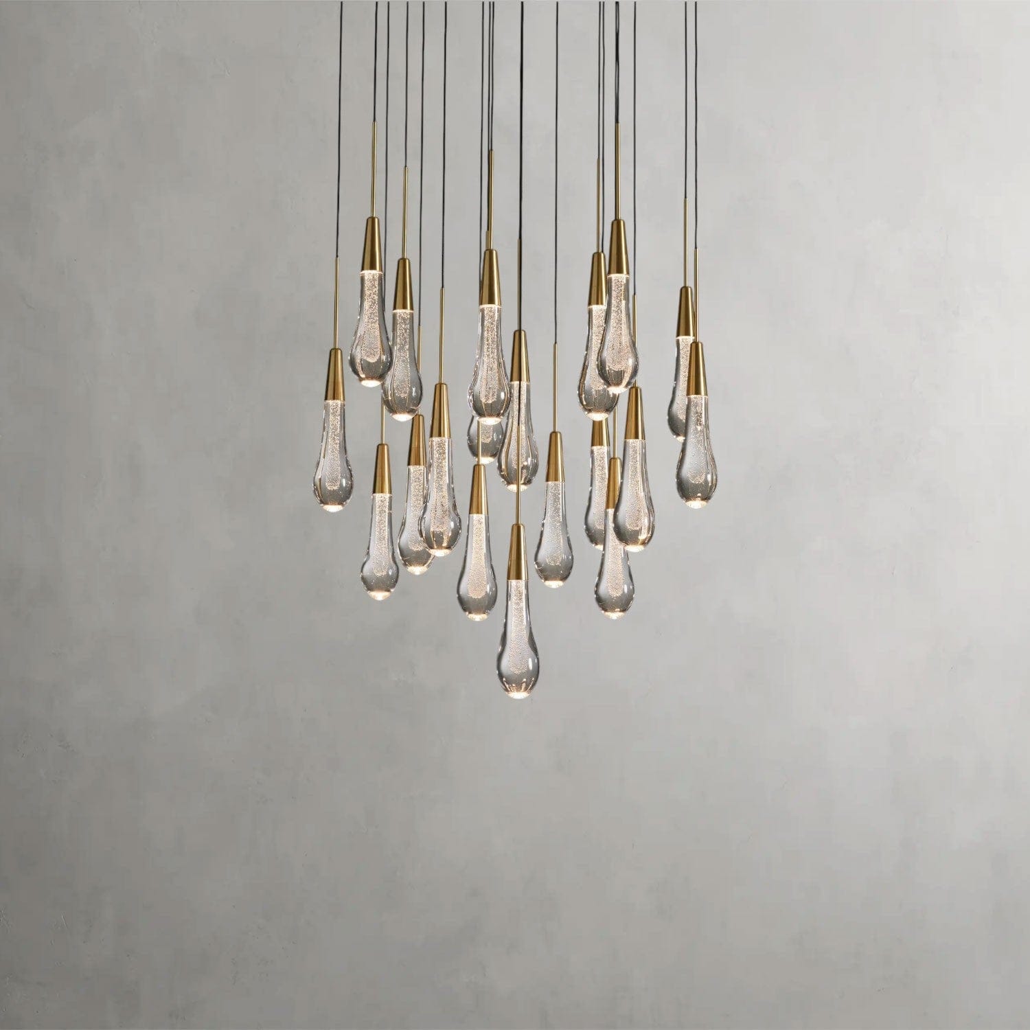 24" / Brass Soltaire Round Chandelier 17", 24", 36", 58"